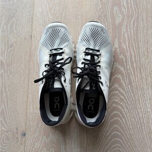 On Cloud X Shoes Womens US9